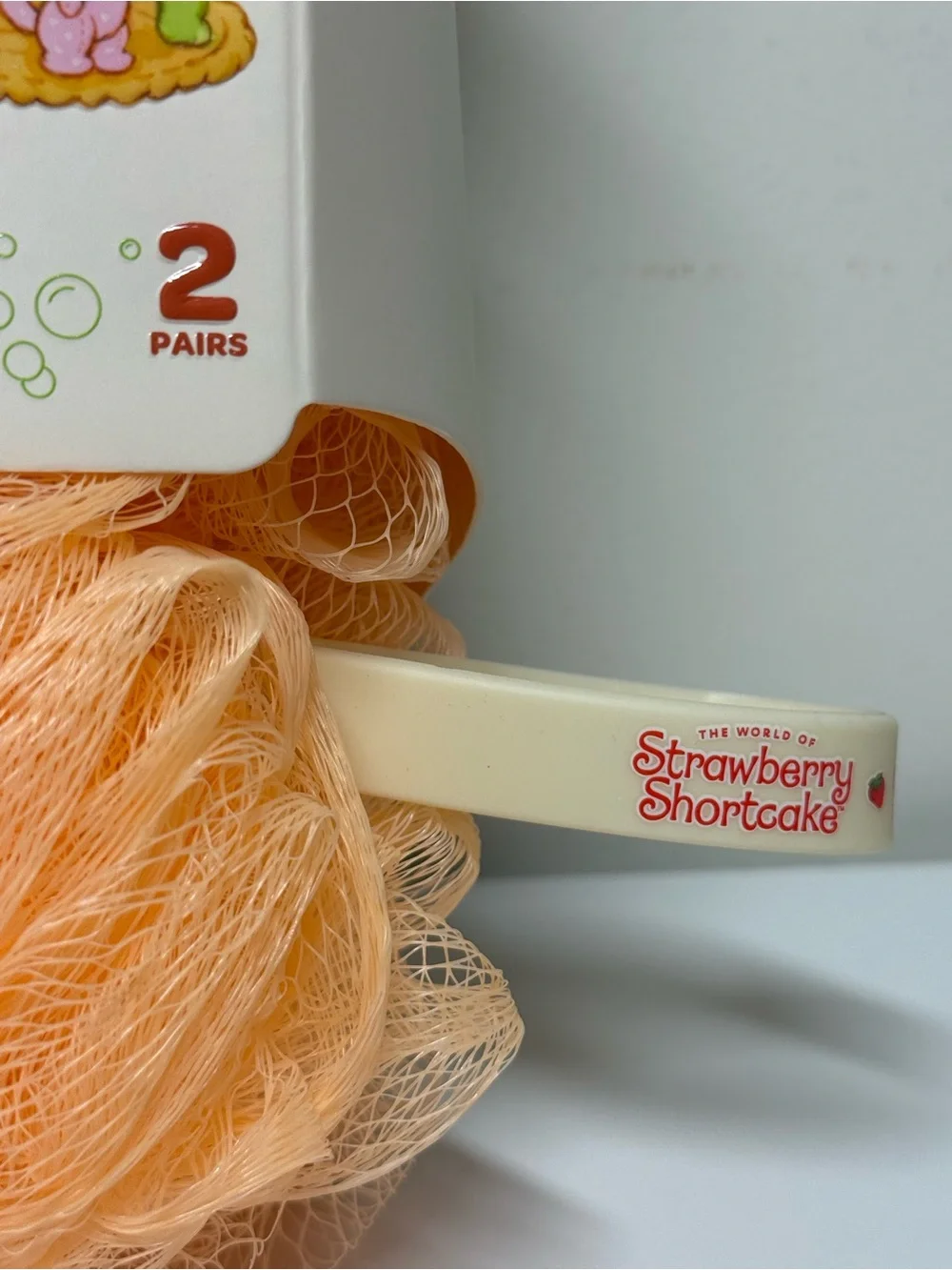 Strawberry Shortcake X Celavi Exfoliating Bath Sponges Loofa 2pk Orange White